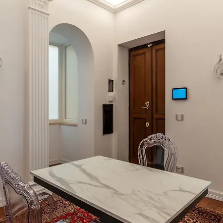 Guesthost - Rione Sallustiano Elegant 아파트