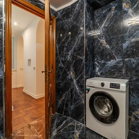 Guesthost - Rione Sallustiano Elegant 아파트 *