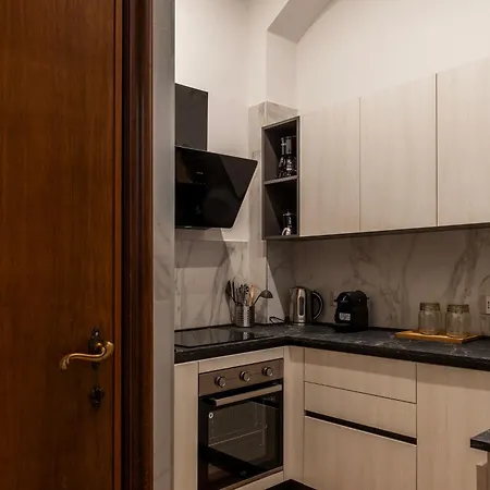 Guesthost - Rione Sallustiano Elegant 로마