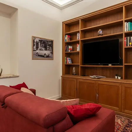 Guesthost - Rione Sallustiano Elegant 아파트 *